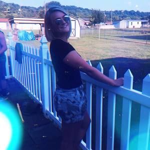 Meet your Posher, Michaela